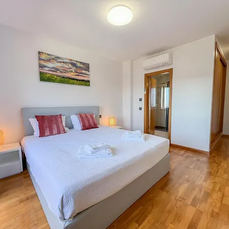 Fantastic Villa, Private Pool, Bbq, Ac And Wi-fi Villa *