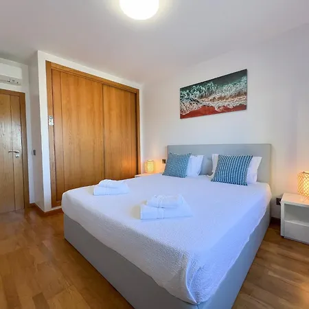 Fantastic Villa, Private Pool, Bbq, Ac And Wi-fi * Quarteira