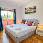 Fantastic Villa, Private Pool, Bbq, Ac And Wi-fi * Quarteira
