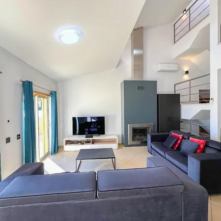 Fantastic Villa, Private Pool, Bbq, Ac And Wi-fi Villa