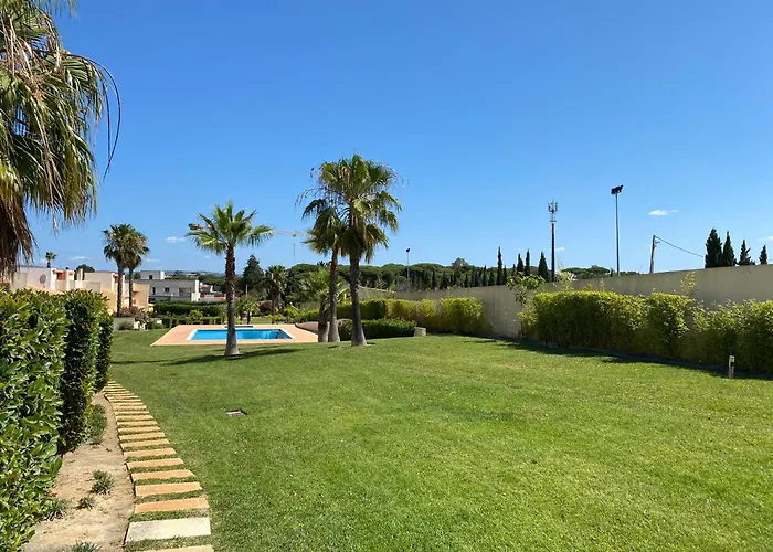 빌라 Fantastic Villa, Private Pool, Bbq, Ac And Wi-fi 쿼테이라