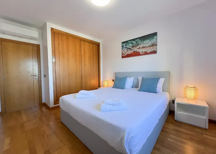 Fantastic Villa, Private Pool, Bbq, Ac And Wi-fi * 쿼테이라